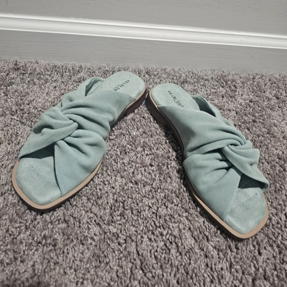 Kelsi Dagger Blue Suede Twist Tide Slide Sandals Size 7 - Picture 3 of 9